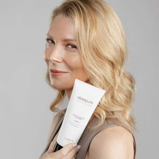 Gentle Foaming Cleanser_Carrie1_Holding Product.jpg