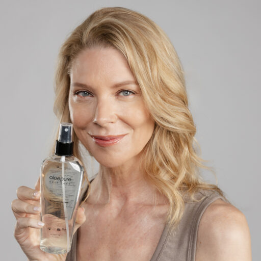 Nutri-Hydrating Mist_Carrie_Holding Product-1081.jpg